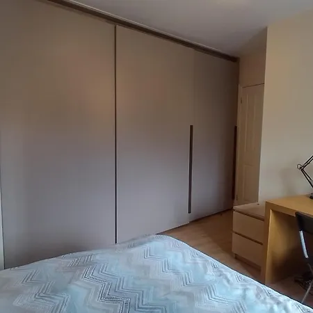 Double Parkview Near Airport Δουβλίνο